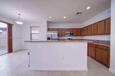139 NE 26th Ave, Homestead, FL 33033 - Photo 9