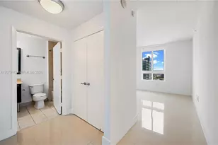 1900 N Bayshore Dr, Miami, FL 33132 - Photo 23