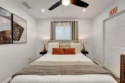 14330 SW 20th St, Davie, FL 33325 - Photo 43