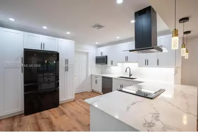 3468 NE 17th Ave #2, Oakland Park, FL 33334 - Photo 1