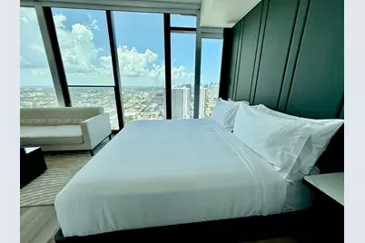 20 NE 11 Street #3605, Miami, FL 33132 - Photo 5