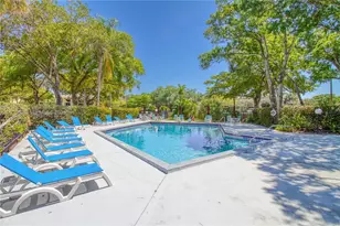 3095 N Oakland Forest Dr, Oakland Park, FL 33309 - Photo 25