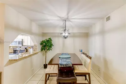 3095 N Oakland Forest Dr #104, Oakland Park, FL 33309 - Photo 7