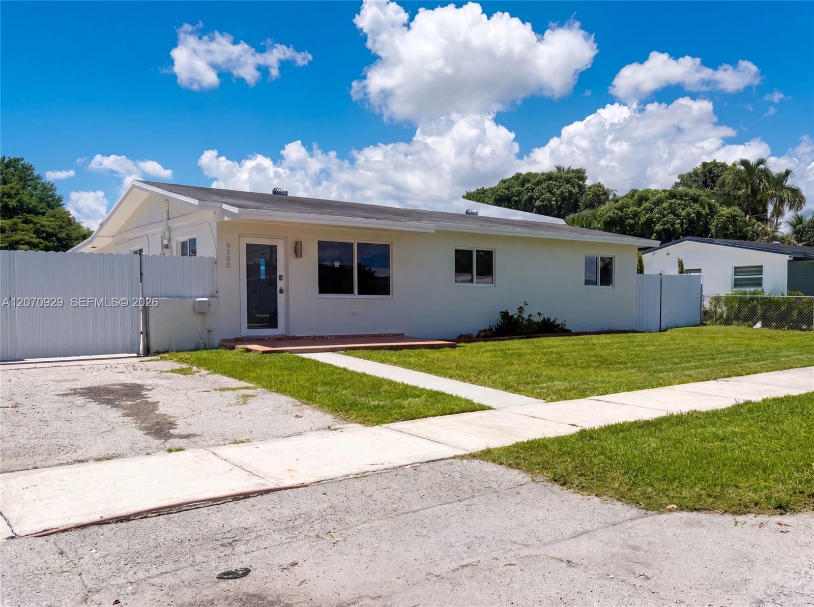 6200 SW 109th Ave - 6200 SW 109th Ave, Miami, FL 33173 Luxury Property | Jose Angel Pina