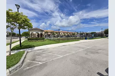9267 W 34th Ct, Hialeah, FL 33018 - Photo 67