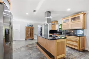 9780 Bel Aire Dr, Cutler Bay, FL 33157 - Photo 15