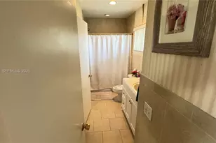 2200 Park Ln, Hollywood, FL 33021 - Photo 7