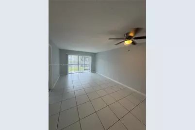 7925 S Colony Cir S #108, Tamarac, FL 33321 - Photo 3