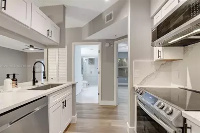 2206 Tuscany Way #2206, Boynton Beach, FL 33435 - Photo 9
