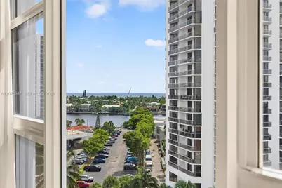 3731 N Country Club Dr #1023, Aventura, FL 33180 - Photo 13