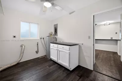4300 Harrison St, Hollywood, FL 33021 - Photo 27