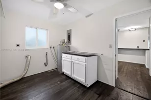 4300 Harrison St, Hollywood, FL 33021 - Photo 27