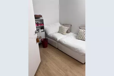 253 NE 2nd St #902, Miami, FL 33132 - Photo 11