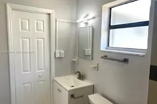 504 N 57th Ave, Hollywood, FL 33021 - Photo 11