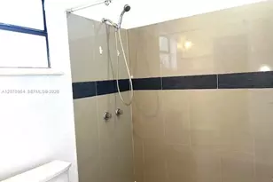 504 N 57th Ave, Hollywood, FL 33021 - Photo 17