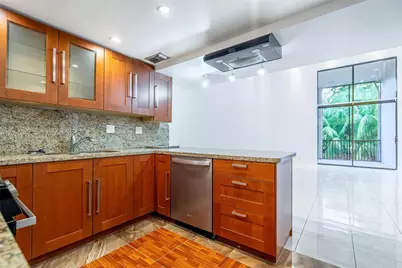 20347 W Country Club Dr #TH15, Aventura, FL 33180 - Photo 3