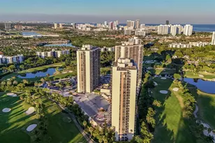20347 W Country Club Dr, Aventura, FL 33180 - Photo 25