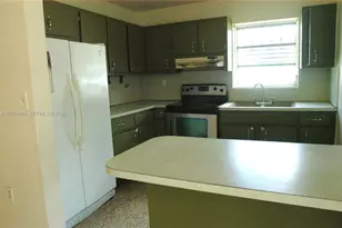 5715 SW 112th Ct, Miami, FL 33173 - Photo 5