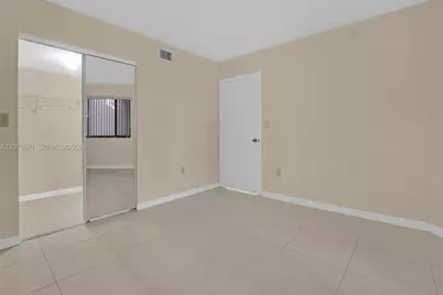 15545 N Miami Lakeway N #106, Miami Lakes, FL 33014 - Photo 13