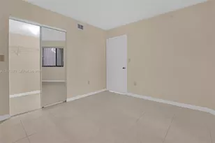 15545 N Miami Lakeway N, Miami Lakes, FL 33014 - Photo 13