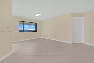 15545 N Miami Lakeway N #106, Miami Lakes, FL 33014 - Photo 9