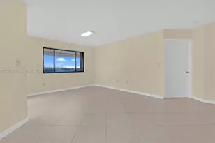 15545 N Miami Lakeway N, Miami Lakes, FL 33014 - Photo 9