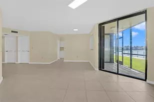 15545 N Miami Lakeway N, Miami Lakes, FL 33014 - Photo 7