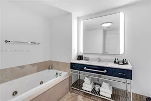 4401 Collins Ave, Miami Beach, FL 33140 - Photo 11