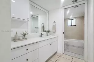 8615 NW 8th St, Miami, FL 33126 - Photo 23