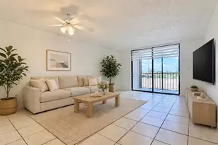 8615 NW 8th St, Miami, FL 33126 - Photo 9