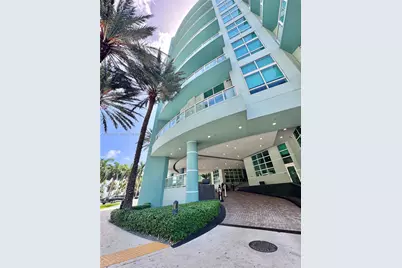 1900 N Bayshore Dr #1807, Miami, FL 33132 - Photo 1