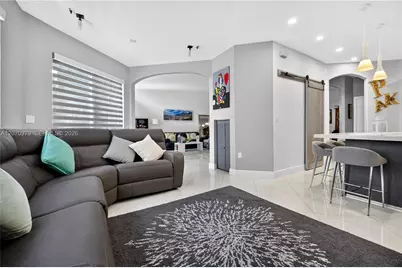 8061 NW 114th Pl #8061, Doral, FL 33178 - Photo 13