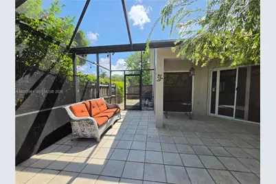 10076 NW 51st Ter, Doral, FL 33178 - Photo 17