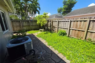 10076 NW 51st Terrace, Doral, FL 33178 - Photo 29
