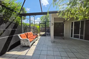 10076 NW 51st Terrace, Doral, FL 33178 - Photo 23