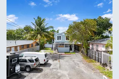 1236 NW 28th St #2, Miami, FL 33142 - Photo 5