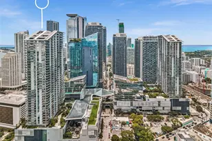 68 SE 6th St, Miami, FL 33131 - Photo 31