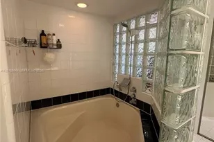10880 SW 149th Pl, Miami, FL 33196 - Photo 23