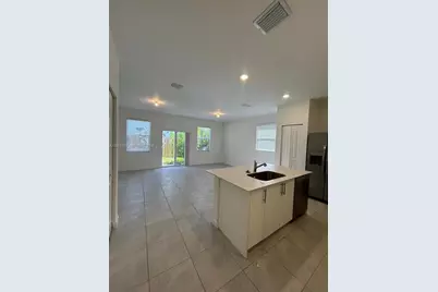 1161 SE 1st St #0, Florida City, FL 33034 - Photo 5