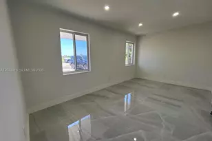 345 SW 18th Ave, Homestead, FL 33030 - Photo 3