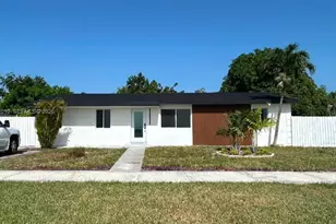 345 SW 18th Ave, Homestead, FL 33030 - Photo 9