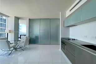 1040 Biscayne Blvd, Miami, FL 33132 - Photo 9