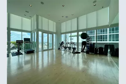 1040 Biscayne Blvd #3305, Miami, FL 33132 - Photo 25