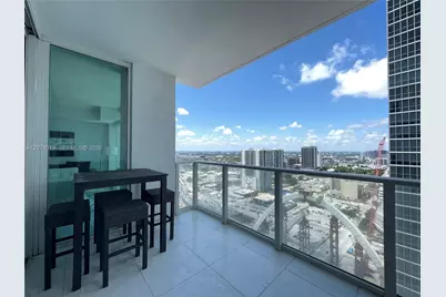 1040 Biscayne Blvd #3305, Miami, FL 33132 - Photo 3