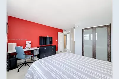 6900 Bay Dr #11G, Miami Beach, FL 33141 - Photo 13