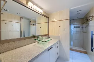 6900 Bay Dr, Miami Beach, FL 33141 - Photo 13