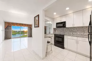 8500 Sunrise Lakes Blvd, Sunrise, FL 33322 - Photo 5