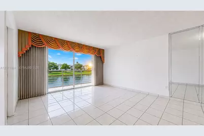 8500 Sunrise Lakes Blvd #201, Sunrise, FL 33322 - Photo 19