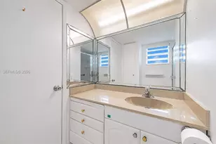 8500 Sunrise Lakes Blvd, Sunrise, FL 33322 - Photo 27