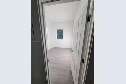 734 SW 4th St #2, Miami, FL 33130 - Photo 3